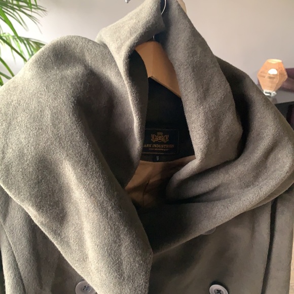 OLIVE GREEN WINTER COAT: Double breast, knee length. Unique collar-hood - Picture 10 of 16